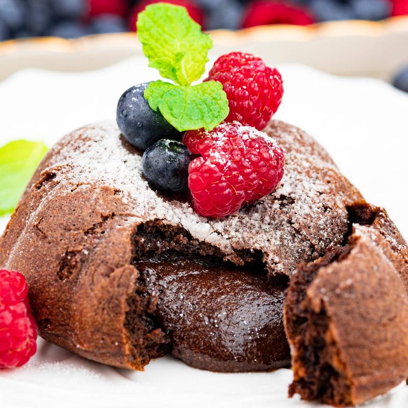 Czekoladowa lawa – przepis na idealny deser na każdą okazję