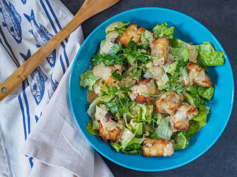 Kaloryczność sałatki Cezar