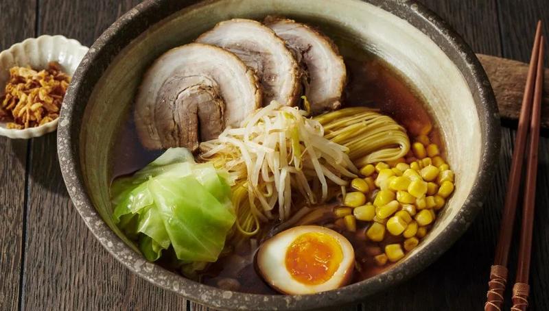 Sposoby jedzenia ramen