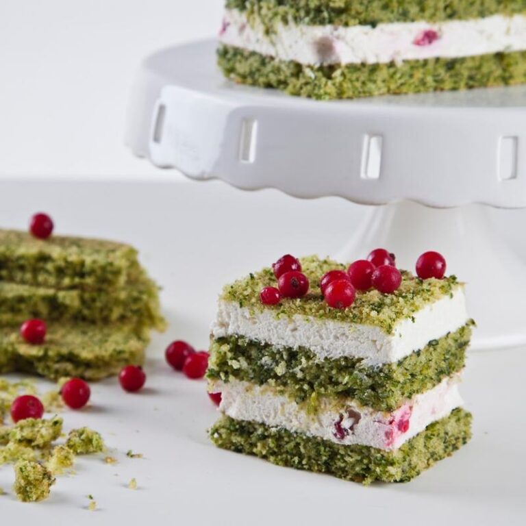 Łatwe ciasta – pyszne przepisy na smaczne i proste wypieki do każdego deserowego stołu