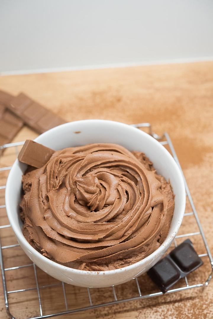 Krem z białą czekoladą