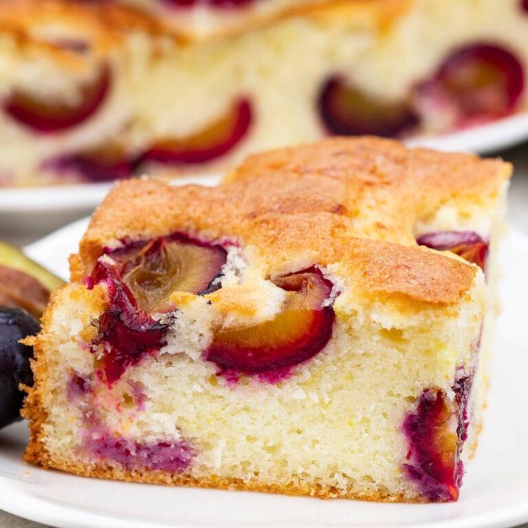 Rozkoszuj się smakiem: pyszne ciasto ze śliwkami według sprawdzonego przepisu z Wielkiego Żarcia