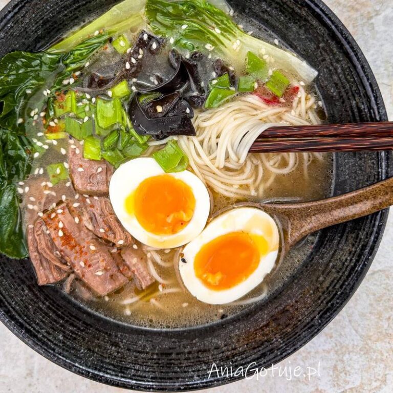 Ramen w pigułce: odkryj składniki, rodzaje i sekrety tego tradycyjnego dania