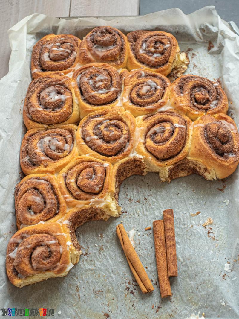 Przepis na domowe bułeczki