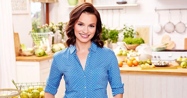 Odkryj przepis na szarlotkę Ani Starmach – smak tradycji w Twojej kuchni