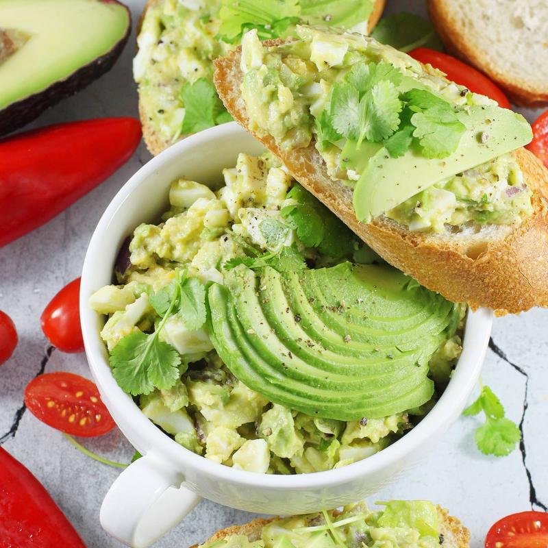 Pasta z awokado, bananem i szpinakiem – zdrowa propozycja dla niemowlaka