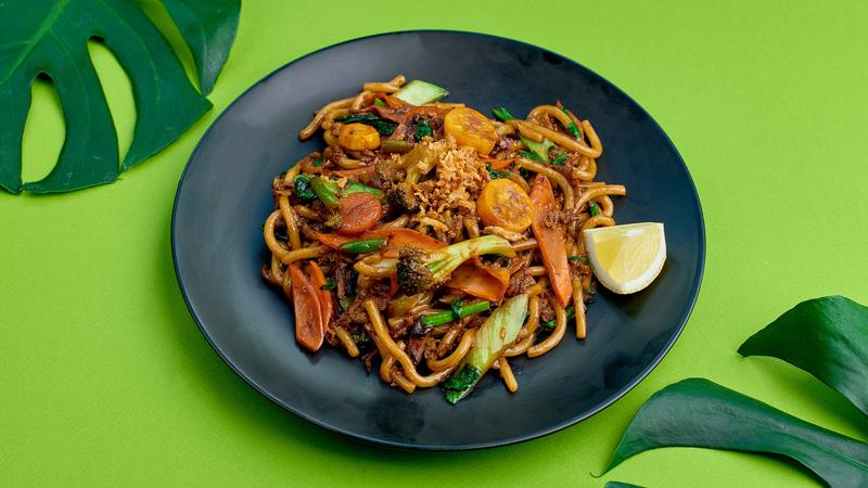Wok z smażonym kurczakiem udon – odkryj przepis na wyjątkową potrawę