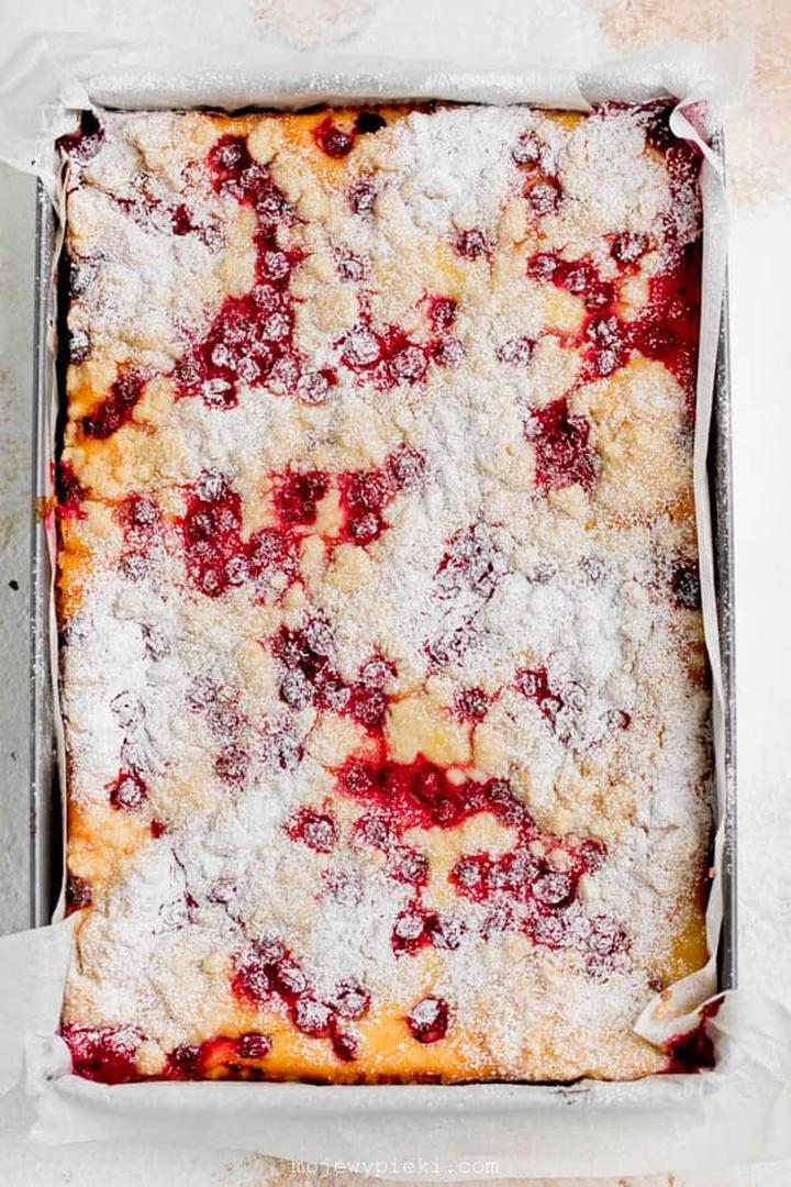 Rodzinne chwile przy wielkanocnym stole