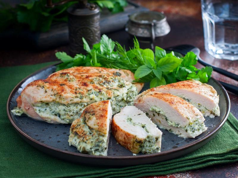 Faszerowana pierś z kurczaka